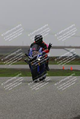 media/Nov-29-2025-TrackDaz (Sat) [[10ae2d9bce]]/C Group/Session 4 (Wheelie Bump)/